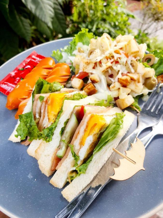 Chalet Areeya Phubeach Wooden House Ban Chong Phli